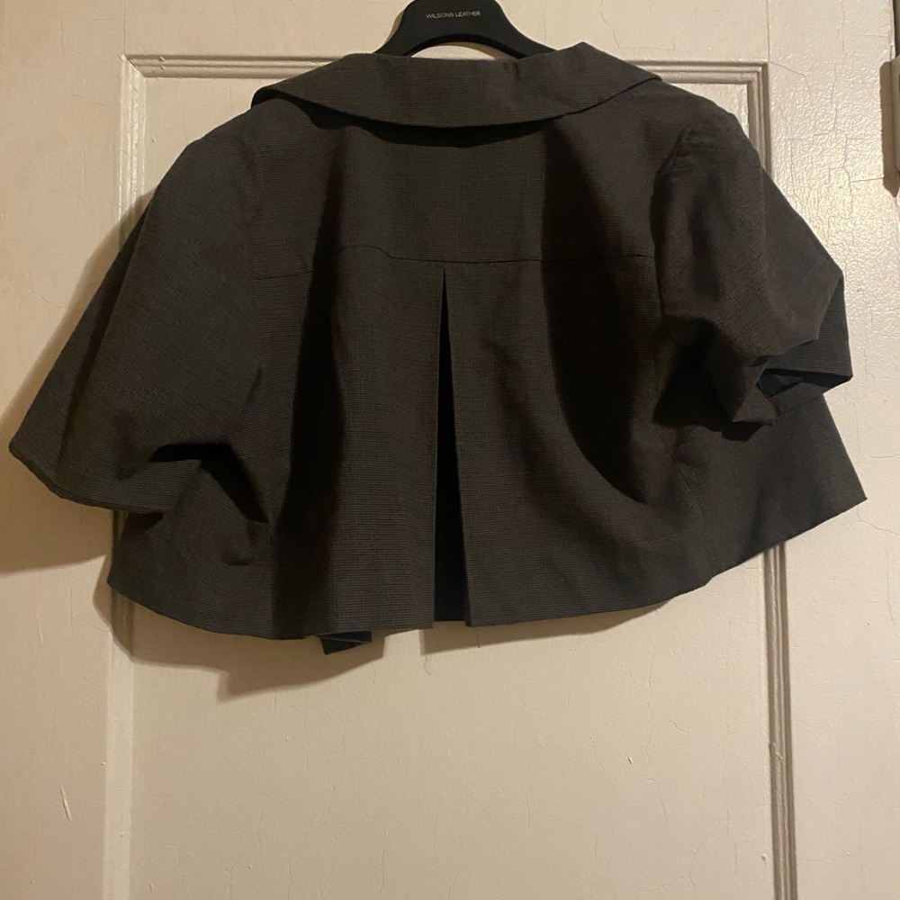 Jacket light weight crop swing jacket button on the top open in front of
